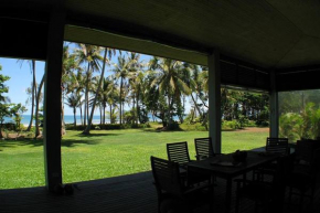 Tropika - Absolute Beachfront